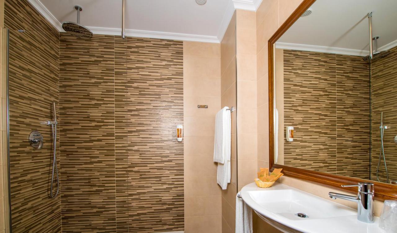La Casona De Lazurtegui Hotel Ribadeo Eksteriør billede