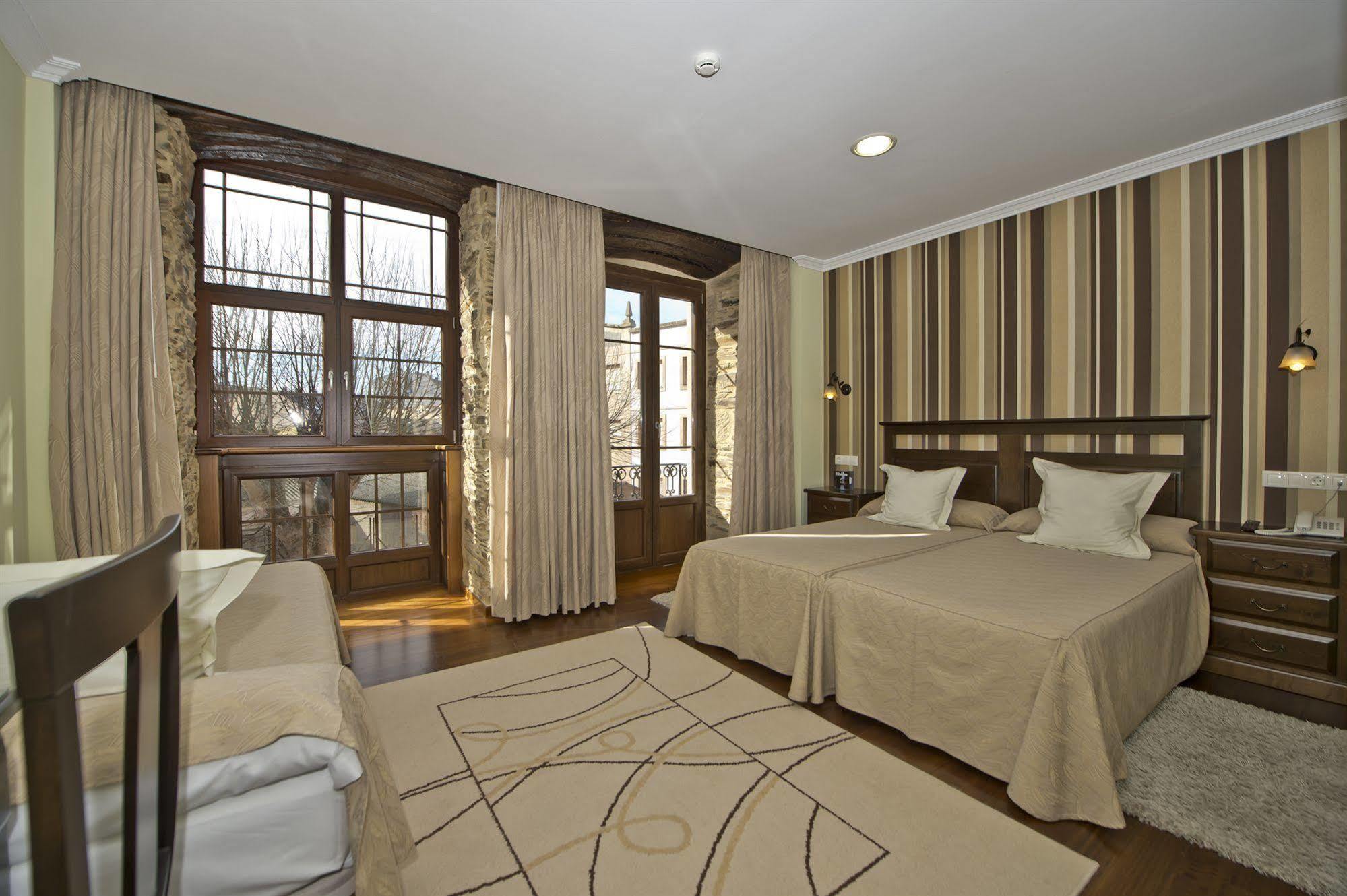 La Casona De Lazurtegui Hotel Ribadeo Eksteriør billede